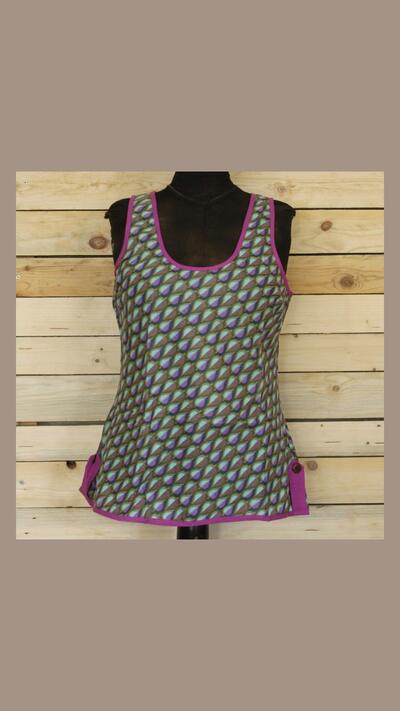 Top with leaf print, S/M, M/L