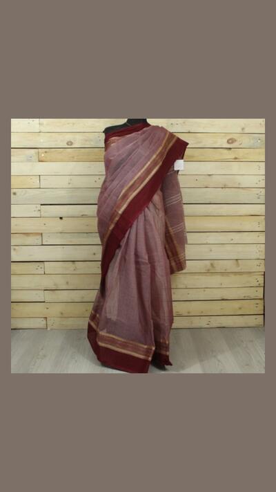 Cotton sari with a burgundy woven pattern