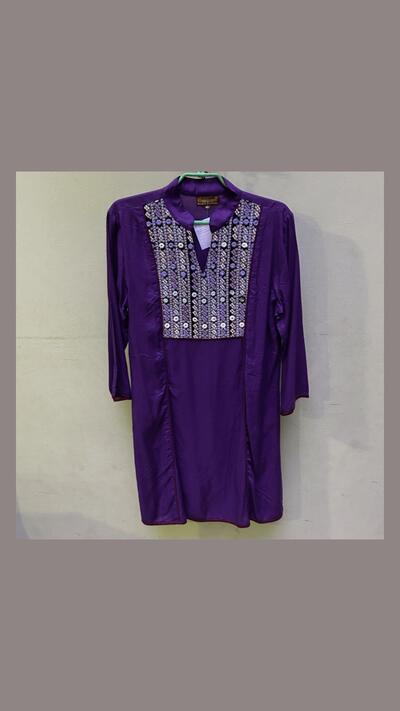 Women’s kurta with Rajasthani embroidery, 3/4 sleeves, M/L