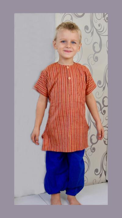 Boys’ striped jumper, size 22