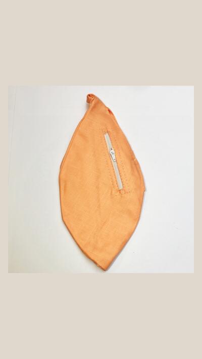 Japa single-colour pouch