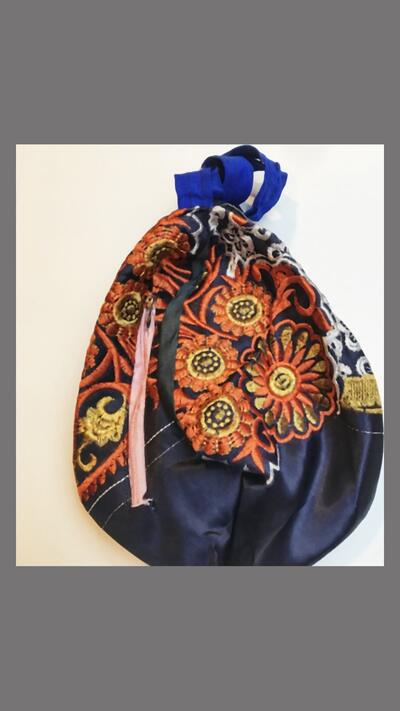 Women’s japa pouch
