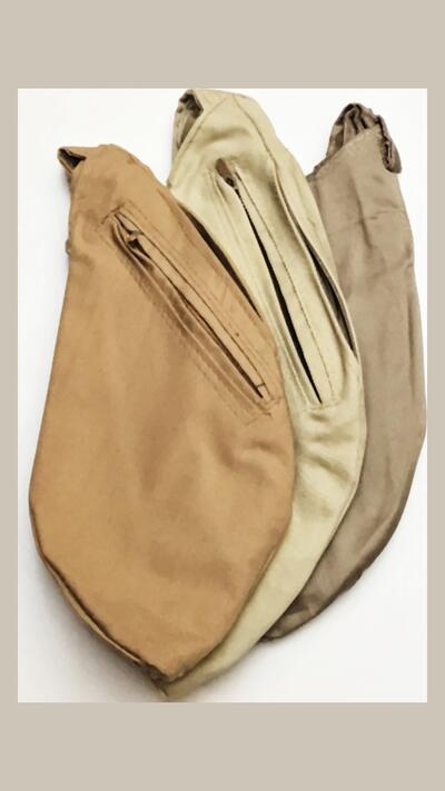 Men’s sturdy beige japa pouch
