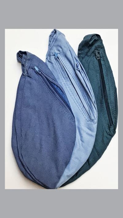 Men’s japa pouch, solid blue