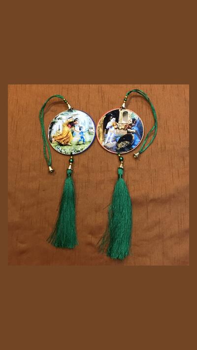 Double-sided Damodar picture for hanging
