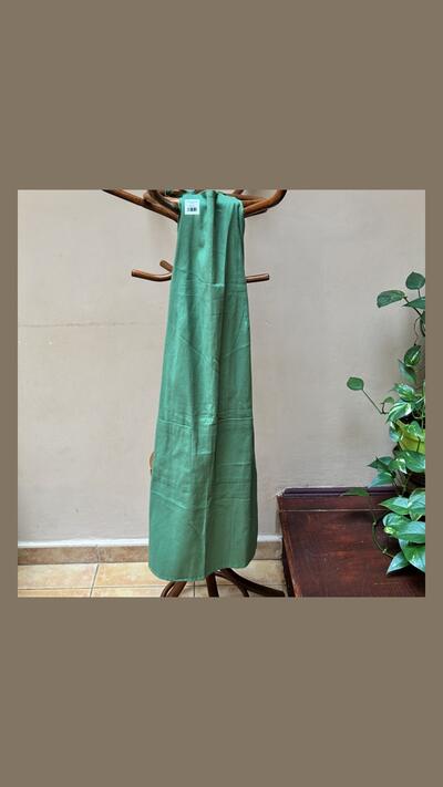 Green cotton apron