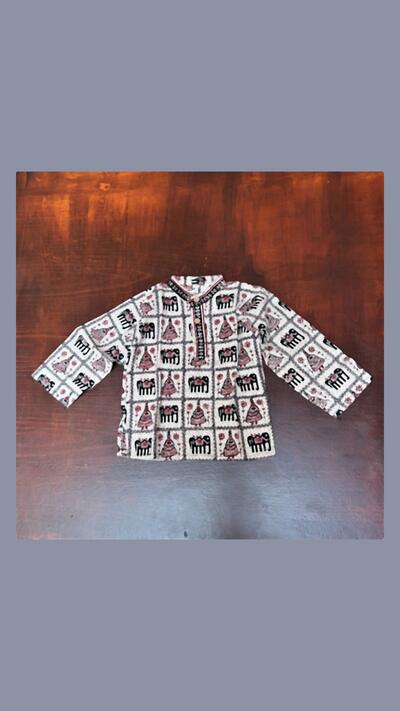 Boys’ set featuring elephants and gopis, sizes 14 and 16