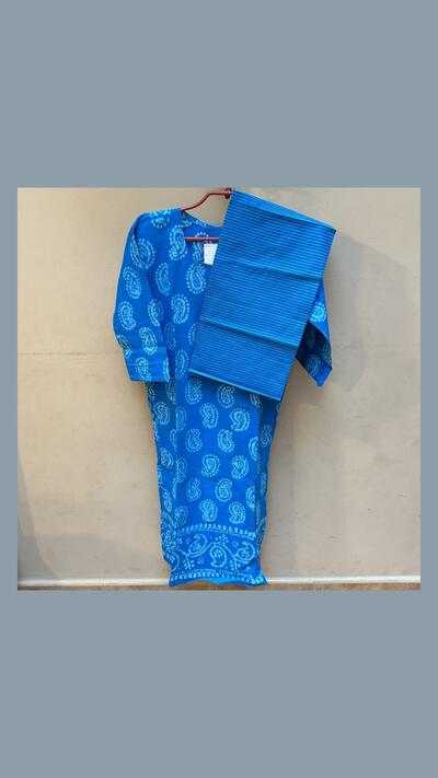 Women’s long kurta with a dupatta, 3/4 sleeves, size S