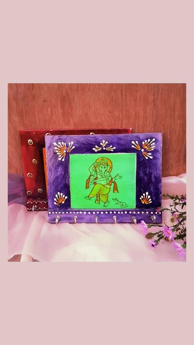 Hand-painted key ring featuring Ganesha