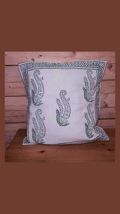 39x39 cm Hand Block cushion cover