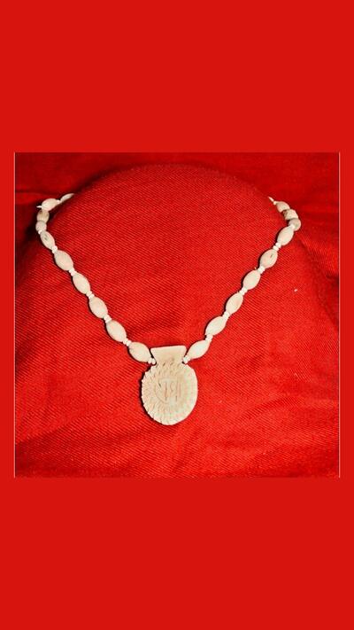 Kantimála, 1st series, solid wood with ‘Om’