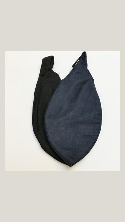 Black japa bag made of sturdy canvas