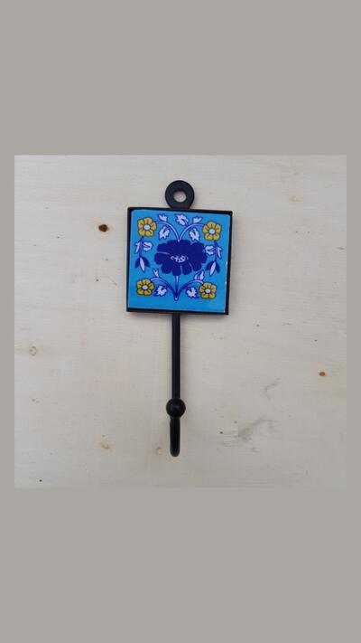 Square wall hook