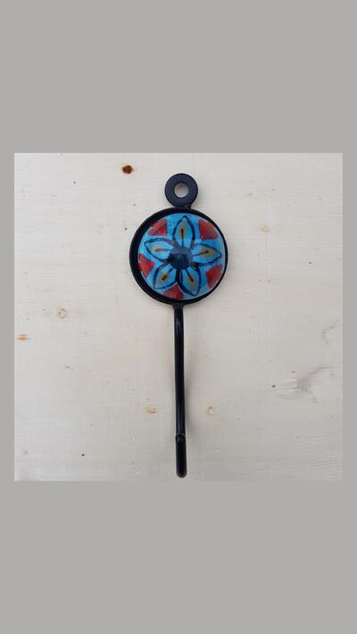 Round wall hook