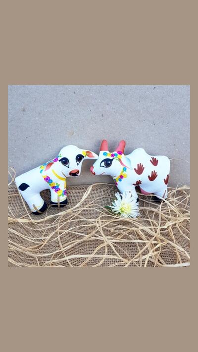 Dolls: Cow and Calf