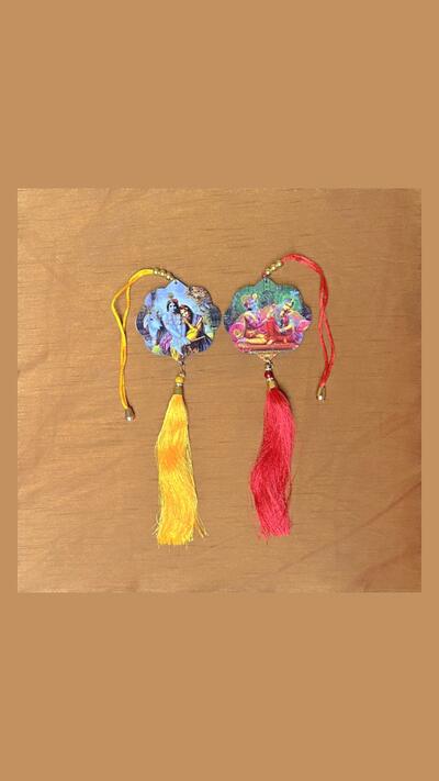 Double-sided picture of Radha and Krishna sitting, for hanging