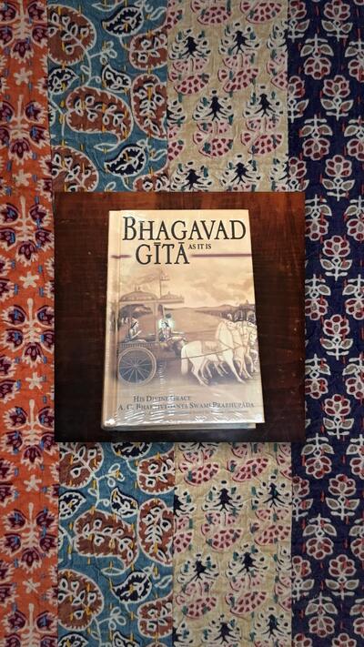 Bhagavad-gítá As It Is (English Edition)