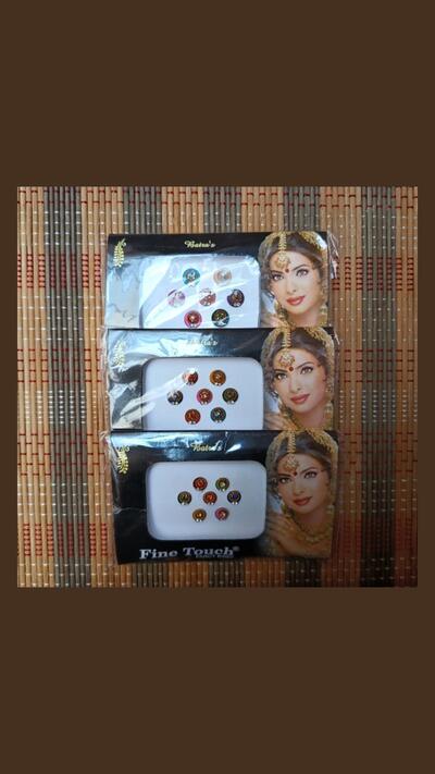 Colourful Bindi discs