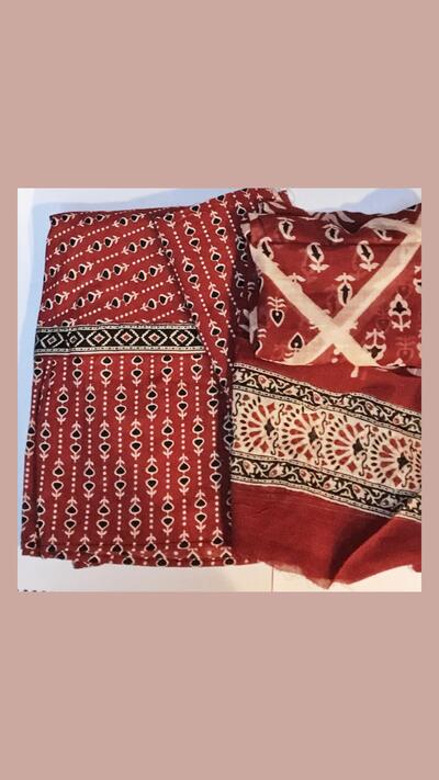 Gopi dress, sizes S to XL, with a pinafore, soft cotton