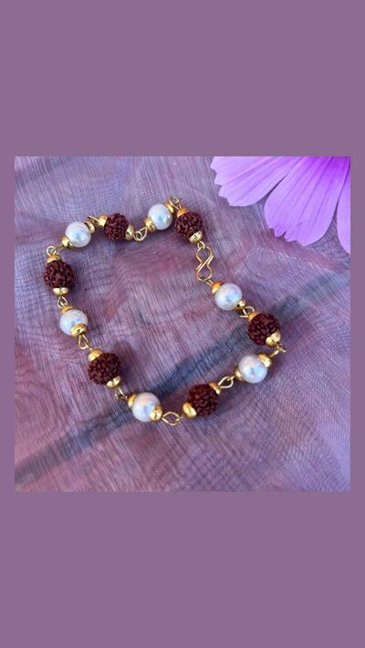 Rudraksha bracelet with beads