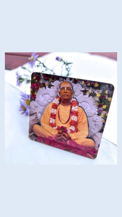 3D image of Prabhupada, 9x9 cm