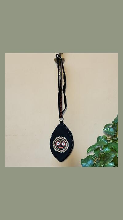 Black Japa bag with the head of Jagannātha