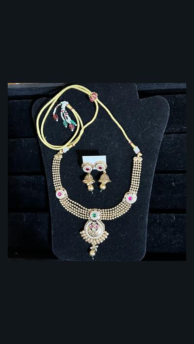 Vrinda Creation Necklace with pendant and earrings