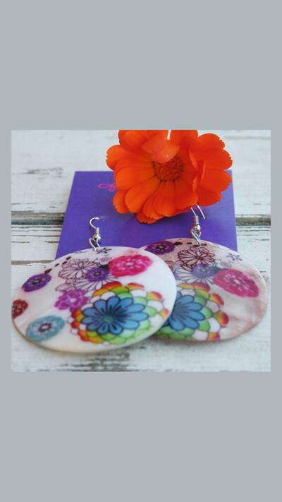 Flower Earrings, mother-of-pearl