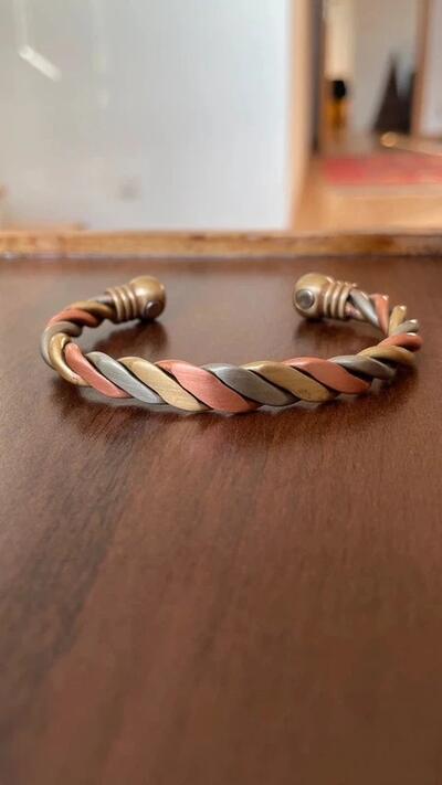 Copper bracelet magnetic