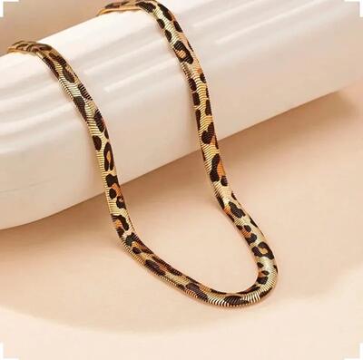 Retro Golden Necklace | Snake Chain | Vintage Leopard Print