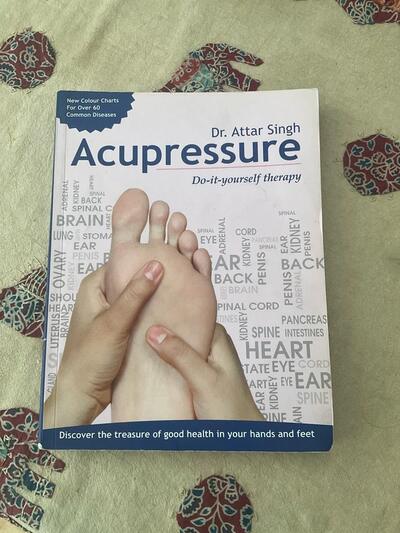 Acupressure: Do-It-Yourself Therapy – Dr. Attar Singh (English Paperback)