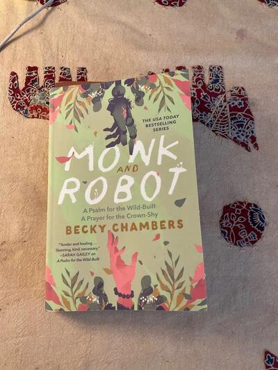 Monk and Robot – Becky Chambers, Brand New Paperback (English, 4.38/5 Goodreads)