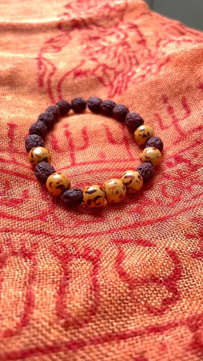 Spiritual meditation bracelet | Tibetan Buddhist Jewellery| Rudraksh Yoga Mala